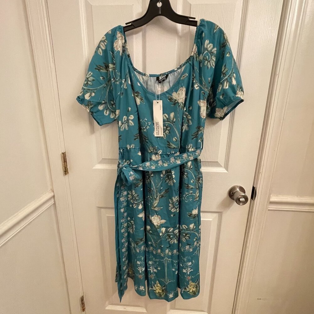 Bloomchic Green Floral Print Fit and Flare Belted Midi Dress NWT size US 10